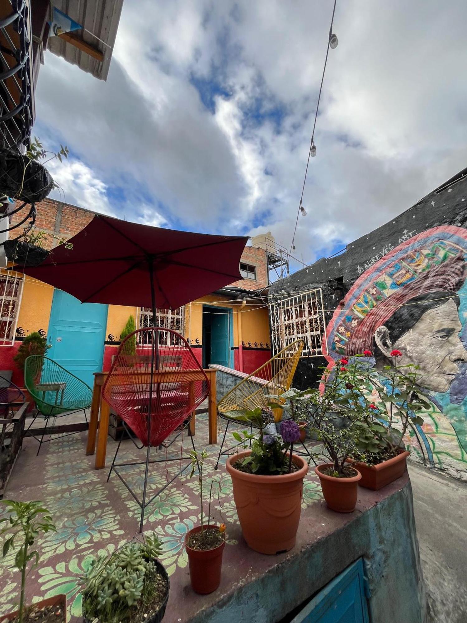 Hostal Choja Quetzaltenango ภายนอก รูปภาพ